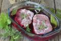 لحم الخنزير العصير في الفرن - وصفة بسيطة