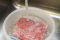 Defrosting minced meat - express methods or proper defrosting?